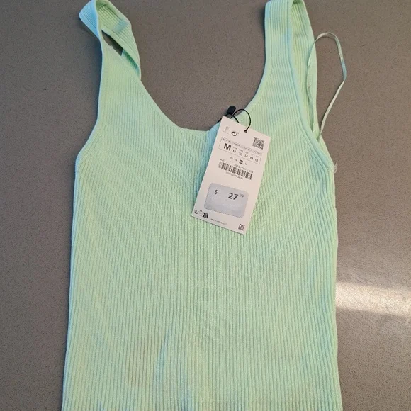 Maroon Ribbed Knit Cropped Top - Picture 4 of 5